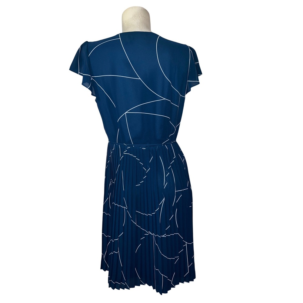 Ann Taylor Teal Blue Geometric Pleated Flutter Sleeve V-Neck Wrap Dress Size 12 - Picture 4 of 7